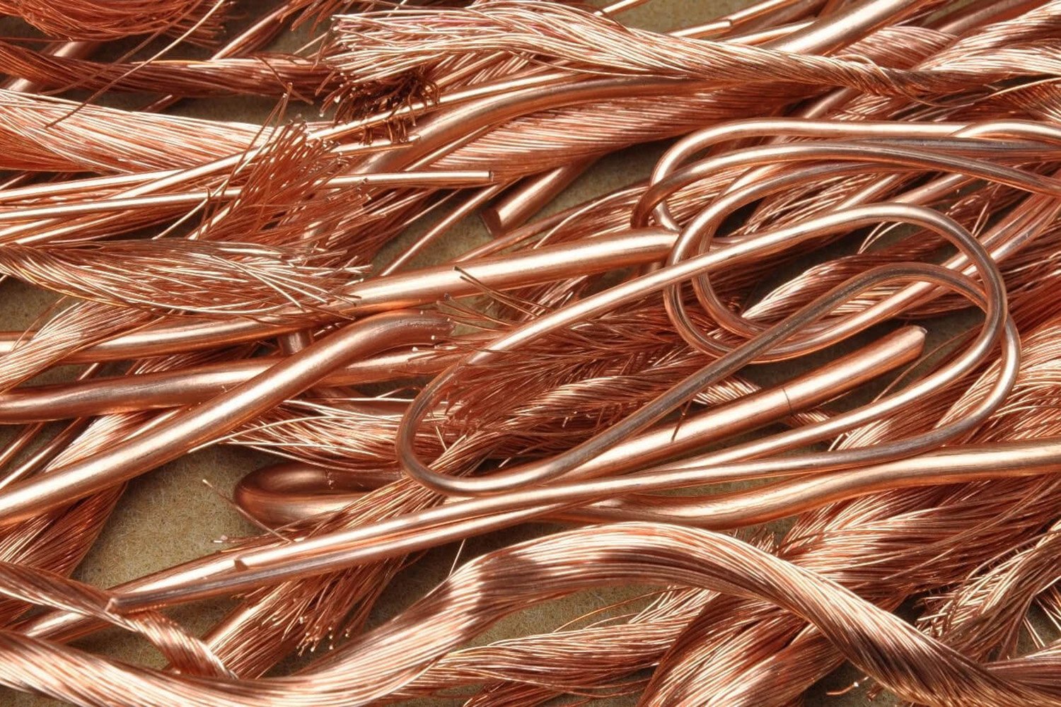 Choosing stranded vs. solid wire for cabling