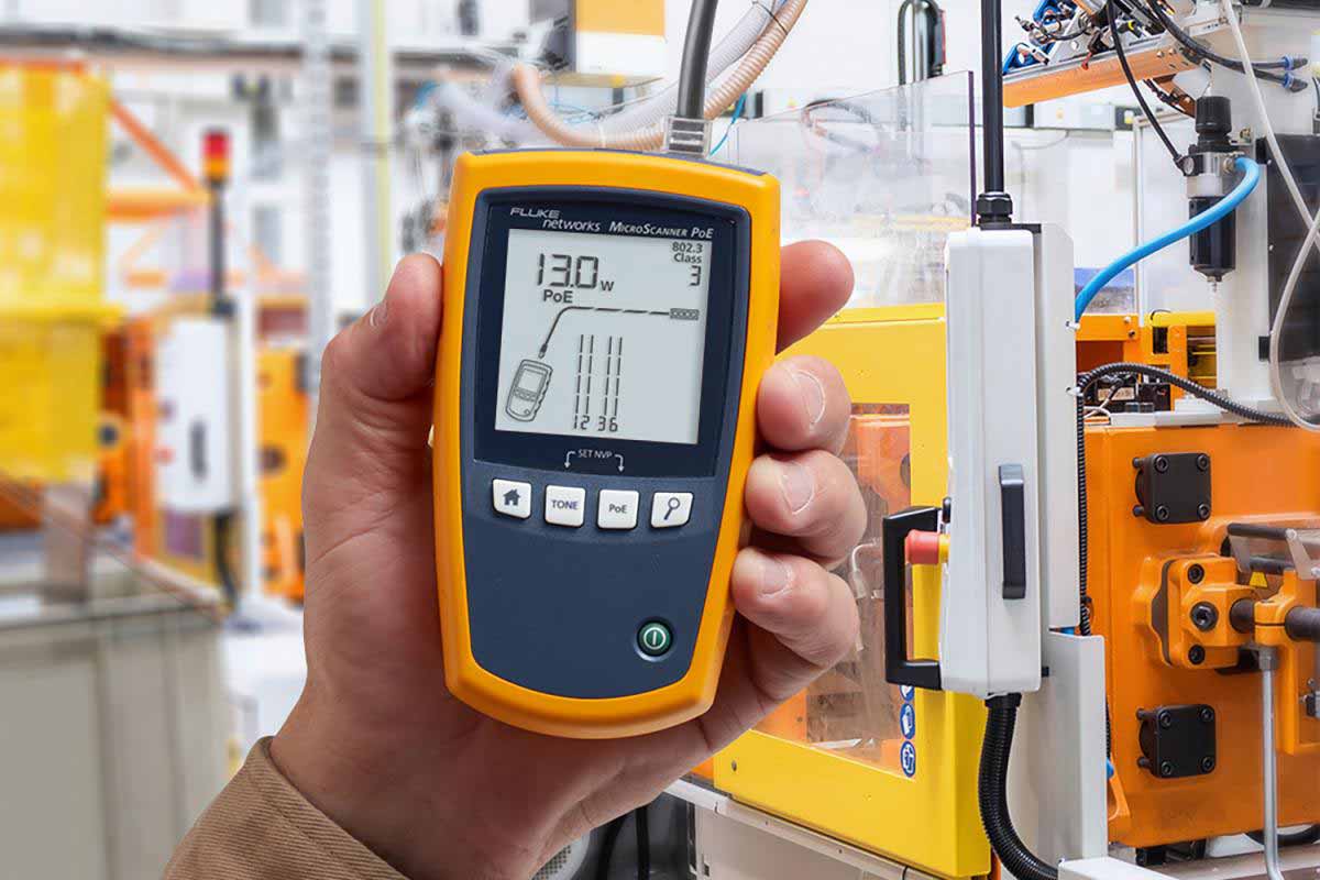 L’écran LCD surdimensionné, rétroéclairé du MicroScanner