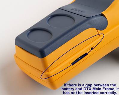 DTX CableAnalyzer Correct Battery Insertion